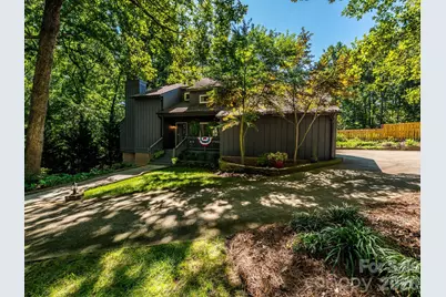 5232 Begonia Drive, Charlotte, NC 28215 - Photo 8