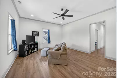 723 Dale Earnhardt Boulevard, Kannapolis, NC 28081 - Photo 10