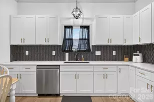 723 Dale Earnhardt Blvd, Kannapolis, NC 28081 - Photo 4