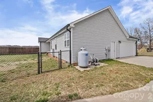 3897 Ritchie Rd, Lincolnton, NC 28092 - Photo 20