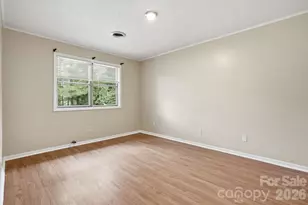 714 Farmington Cir, Hendersonville, NC 28739 - Photo 22