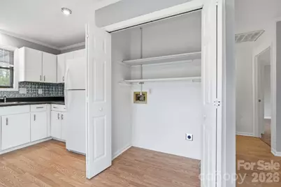 714 Farmington Circle, Hendersonville, NC 28739 - Photo 14