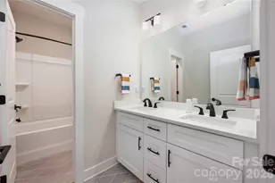 1027 Masefield Ave, Matthews, NC 28105 - Photo 32