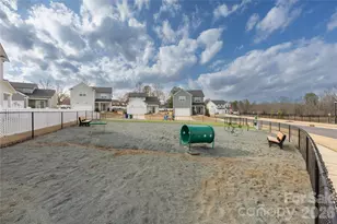 1027 Masefield Ave, Matthews, NC 28105 - Photo 40