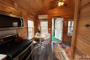 73 Bear Oat Trl, Franklin, NC 28734 - Photo 10