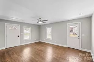 207 Fairdale St, Kings Mountain, NC 28086 - Photo 6