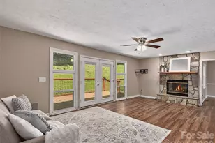 181 Junaluska Oaks Dr, Waynesville, NC 28786 - Photo 4