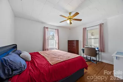 264 Church Street, Marion, NC 28752 - Photo 10