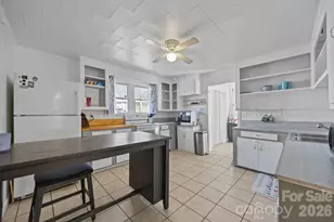 264 Church St, Marion, NC 28752 - Photo 4