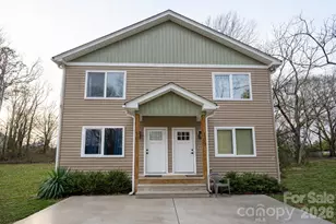 107 Carpenter St, Lincolnton, NC 28092 - Photo 1