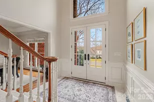 6919 Seton House Ln, Charlotte, NC 28277 - Photo 4