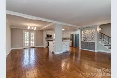 7000 Valley Haven Drive, Charlotte, NC 28211 - Photo 2