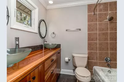 7000 Valley Haven Drive, Charlotte, NC 28211 - Photo 20