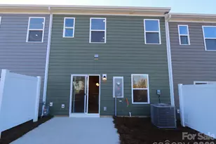 1110 Overbrook Pl, Wingate, NC 28174 - Photo 2