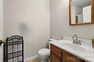 6234 Rosecroft Dr, Charlotte, NC 28215 - Photo 24