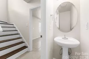 5152 Brooktree Dr, Charlotte, NC 28208 - Photo 12