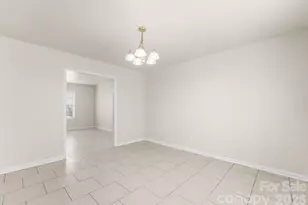 5152 Brooktree Dr, Charlotte, NC 28208 - Photo 10