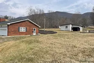 325 Tater Hill Rd, Zionville, NC 28698 - Photo 2