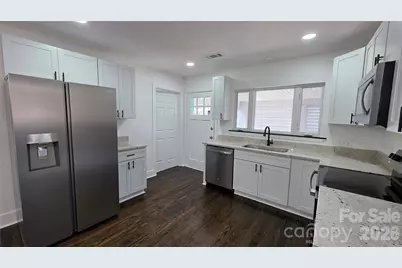 404 S Mulberry Street, Cherryville, NC 28021 - Photo 10