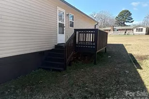 711 Sweet Meadow Ln, Clover, SC 29710 - Photo 2