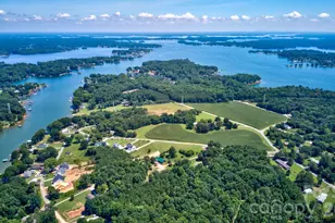4265 Candlewood Dr, Sherrills Ford, NC 28673 - Photo 2