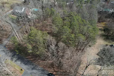 3924 Deer Run Drive NE, Conover, NC 28613 - Photo 2