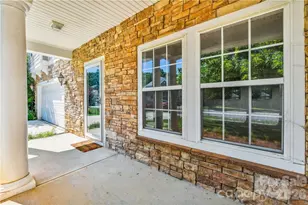 15614 Normans Landing Dr, Charlotte, NC 28273 - Photo 2