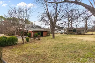 911 N Long Es St, Salisbury, NC 28144 - Photo 32