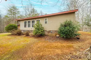 173 Croom Hollow Dr, Nebo, NC 28761 - Photo 6