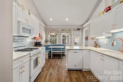 1107 Citation Circle, Hendersonville, NC 28739 - Photo 14