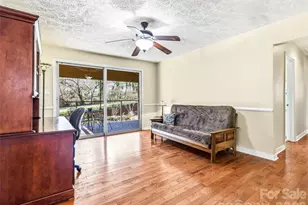 8 N Oak Forest Dr, Asheville, NC 28803 - Photo 12