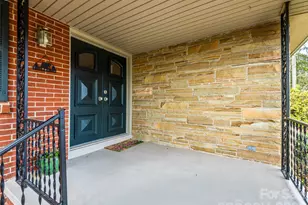 8 N Oak Forest Dr, Asheville, NC 28803 - Photo 6