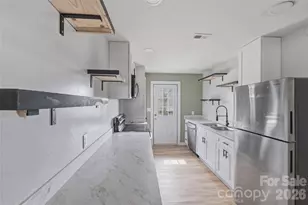 3027 Remington St, Charlotte, NC 28216 - Photo 10