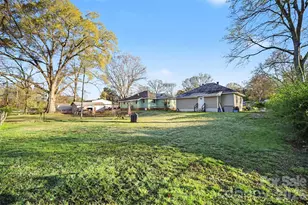 918 8th St, Lancaster, SC 29720 - Photo 10