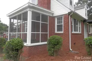 1701 Washington Ave, Charlotte, NC 28216 - Photo 2