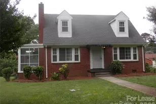 1701 Washington Ave, Charlotte, NC 28216 - Photo 1