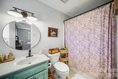 1140 Knollwood Drive, Claremont, NC 28610 - Photo 14