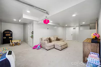 1140 Knollwood Drive, Claremont, NC 28610 - Photo 20