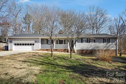 1140 Knollwood Drive, Claremont, NC 28610 - Photo 1