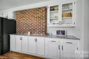 1140 Knollwood Dr, Claremont, NC 28610 - Photo 14