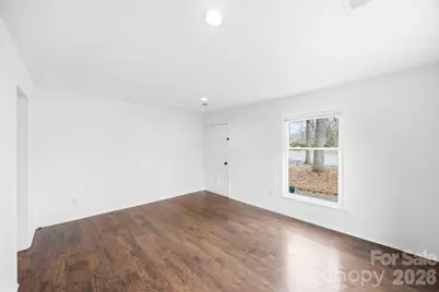 6924 Woodfield Drive, Charlotte, NC 28215 - Photo 6