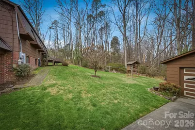2480 Sweetbriar Circle, Lenoir, NC 28645 - Photo 8