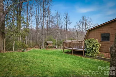 2480 Sweetbriar Circle, Lenoir, NC 28645 - Photo 4