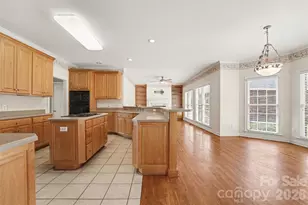 1021 Horse Rock Rd, Hickory, NC 28602 - Photo 10