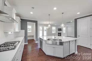 421 Sandbar Pt, Clover, SC 29710 - Photo 12