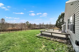 112 N Woodcliff Ln, Mount Holly, NC 28120 - Photo 14