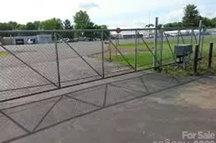 8238 Merryvale Ln, Charlotte, NC 28214 - Photo 40