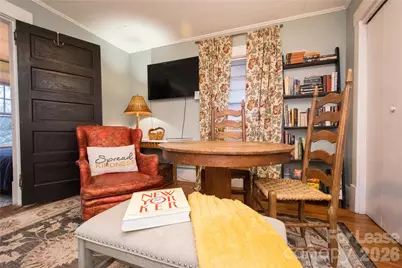 109 Pearson Drive #UPSTAIRS, Asheville, NC 28801 - Photo 2