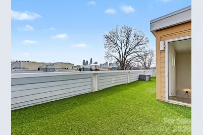 139 S Bruns Avenue, Charlotte, NC 28208 - Photo 24