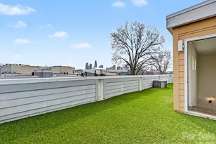 139 S Bruns Ave, Charlotte, NC 28208 - Photo 24